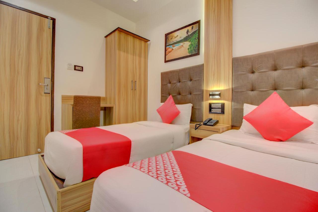 Oyo 76180 Hotel Meriton 孟买 外观 照片